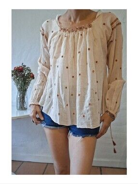 70s Style Cream Embroidered Cotton Gauze Peasant Blouse Boho